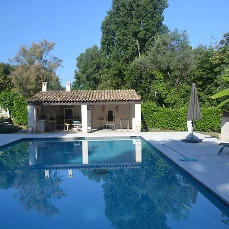 Luxuriously Provencal