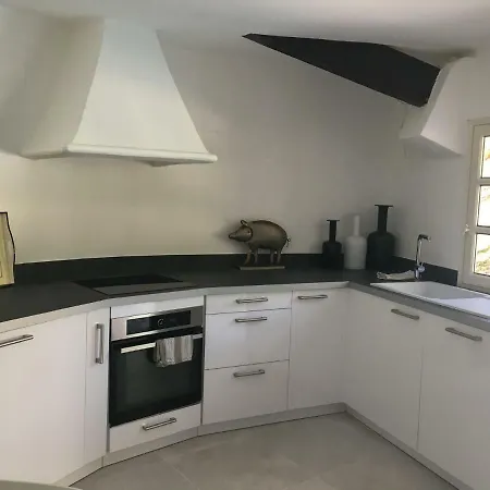 Luxuriously Provencal